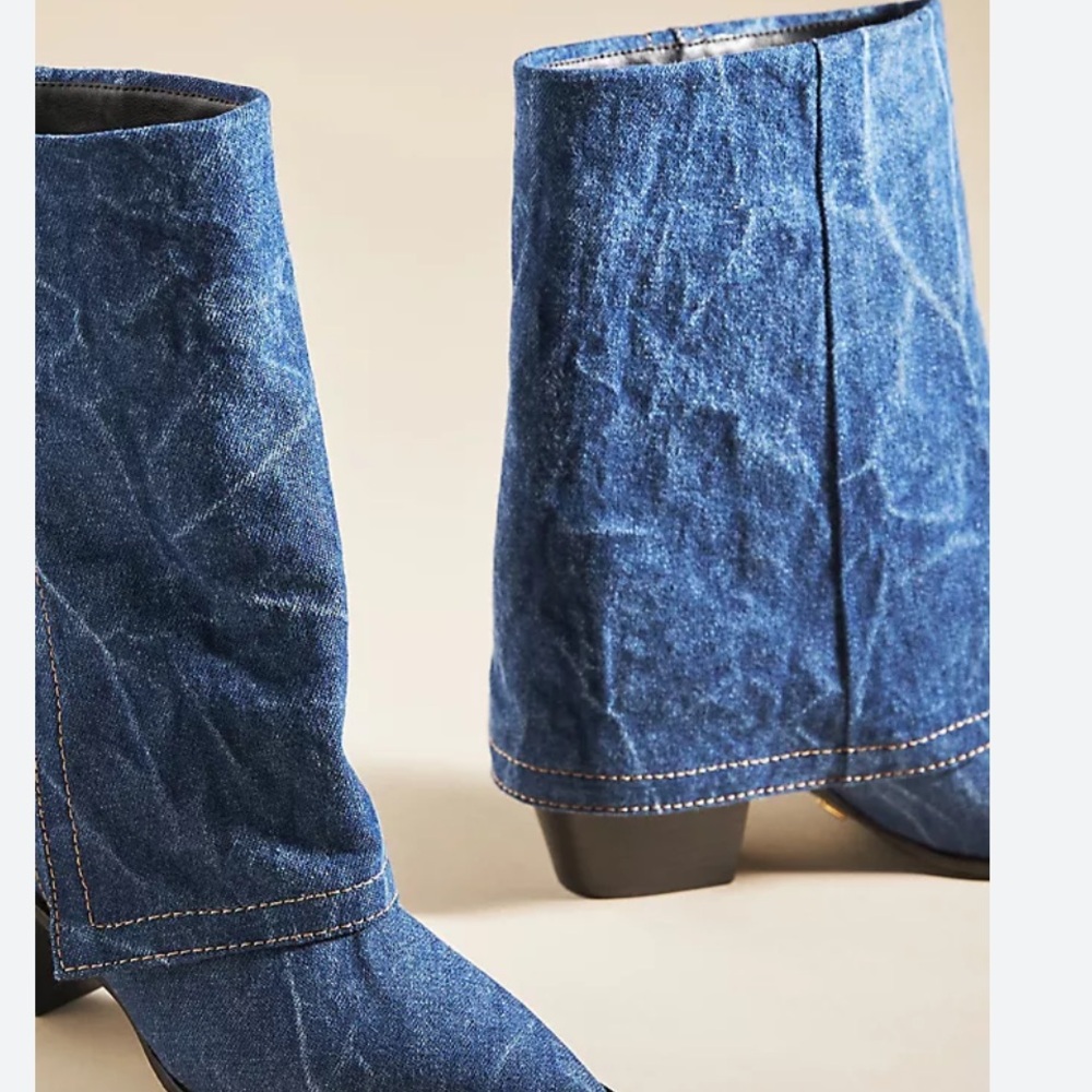 NWT Vincenza denim boots